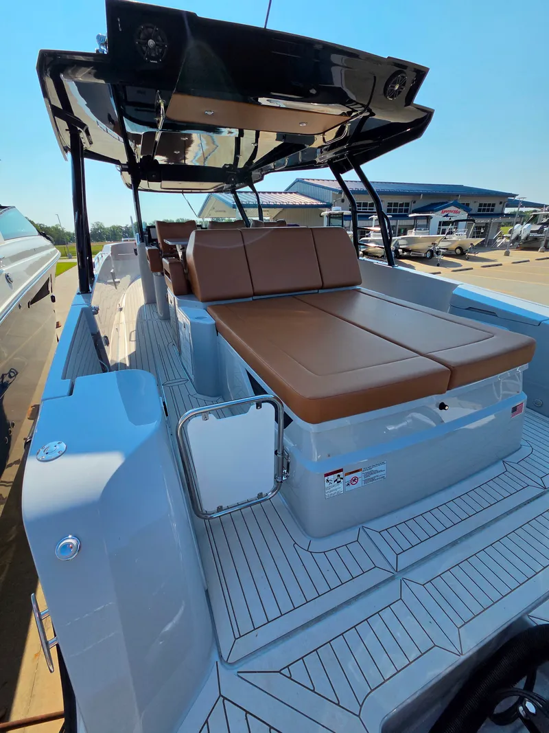 Slide: The Image of Cruisers 38 VTR 2027 - 10