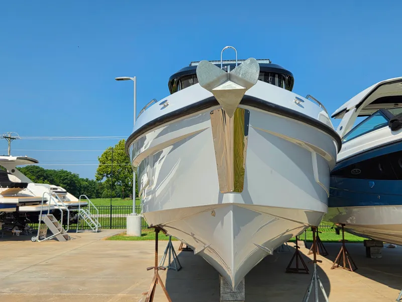 Slide: The Image of Cruisers 38 VTR 2027 - 4