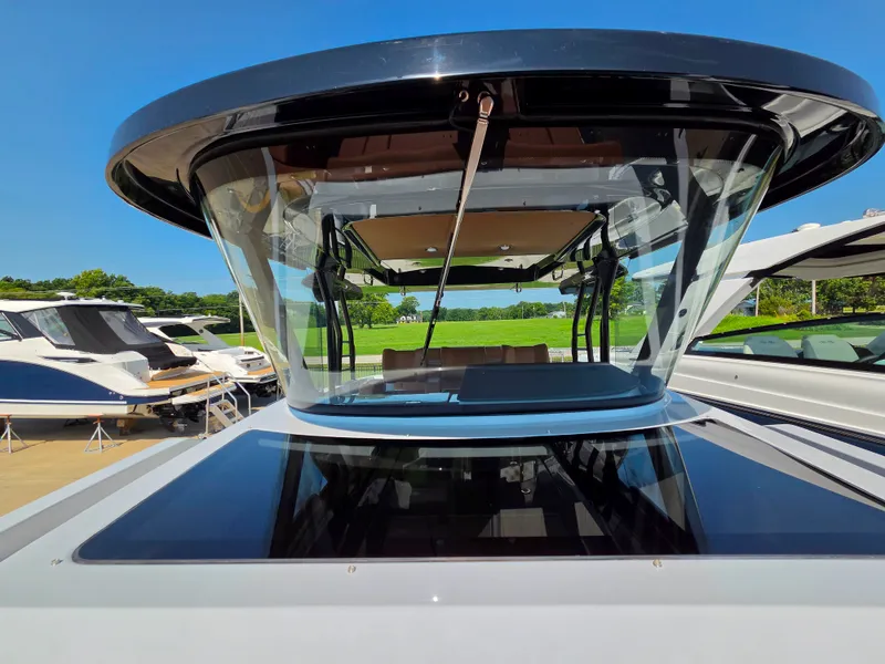 Slide: The Image of Cruisers 38 VTR 2027 - 40
