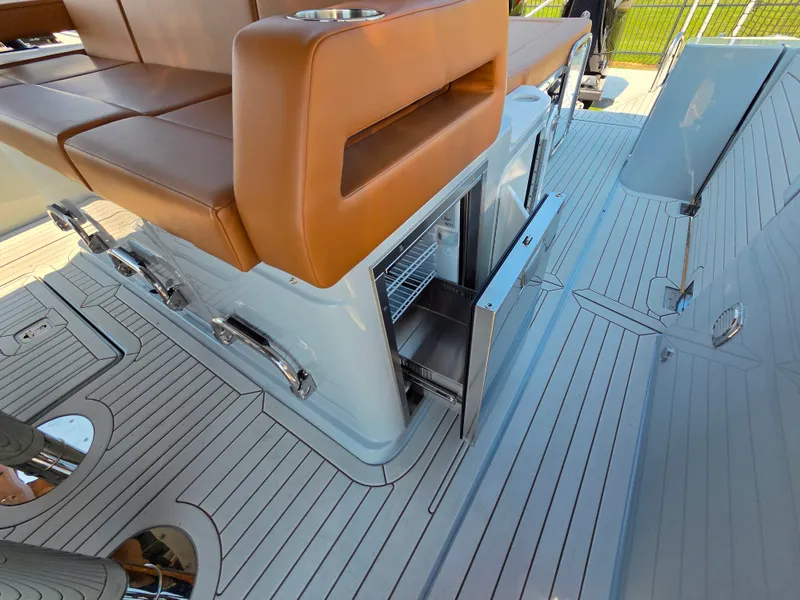 Slide: The Image of Cruisers 38 VTR 2027 - 50