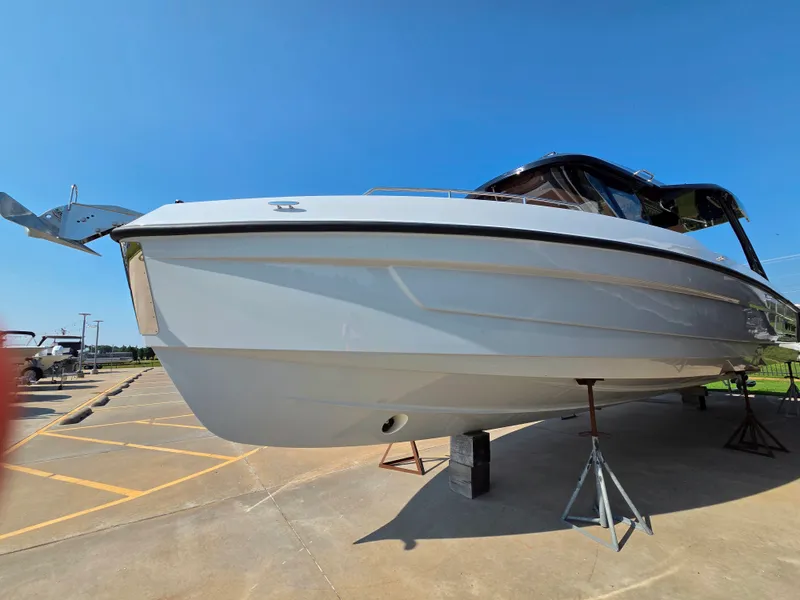 Slide: The Image of Cruisers 38 VTR 2027 - 3