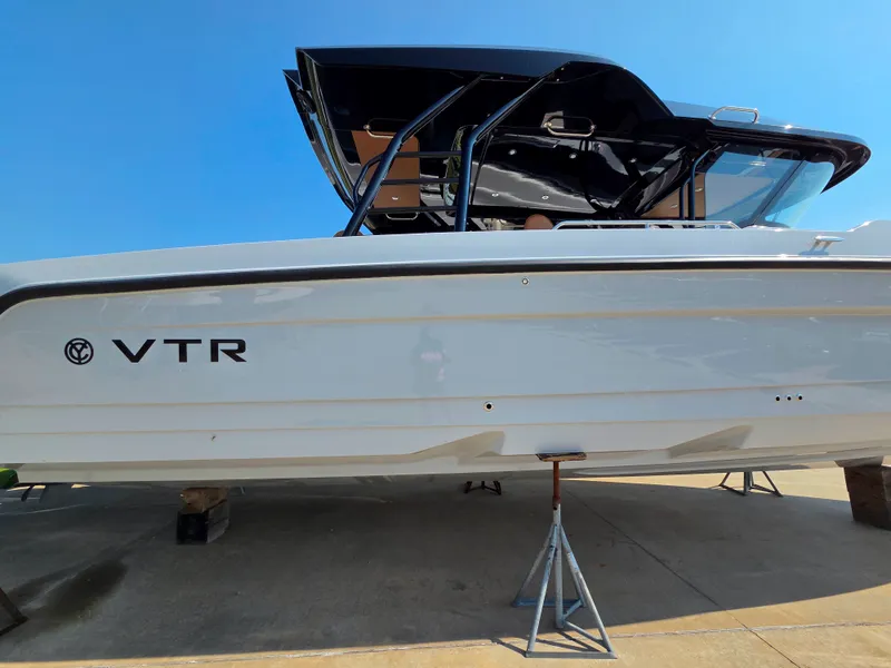 Slide: The Image of Cruisers 38 VTR 2027 - 1