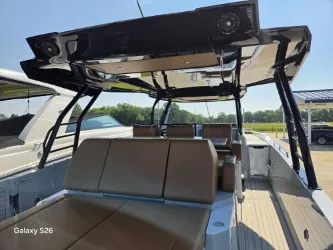 Slide: The Image of Cruisers 38 VTR 2027 - 9