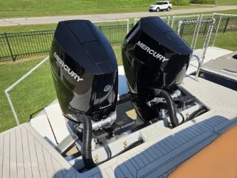 Slide: The Image of Cruisers 38 VTR 2027 - 14