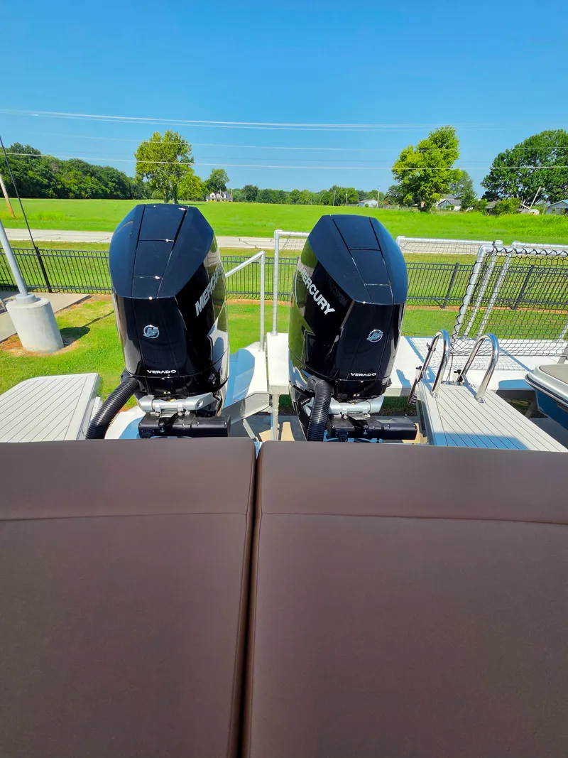Slide: The Image of Cruisers 38 VTR 2027 - 13