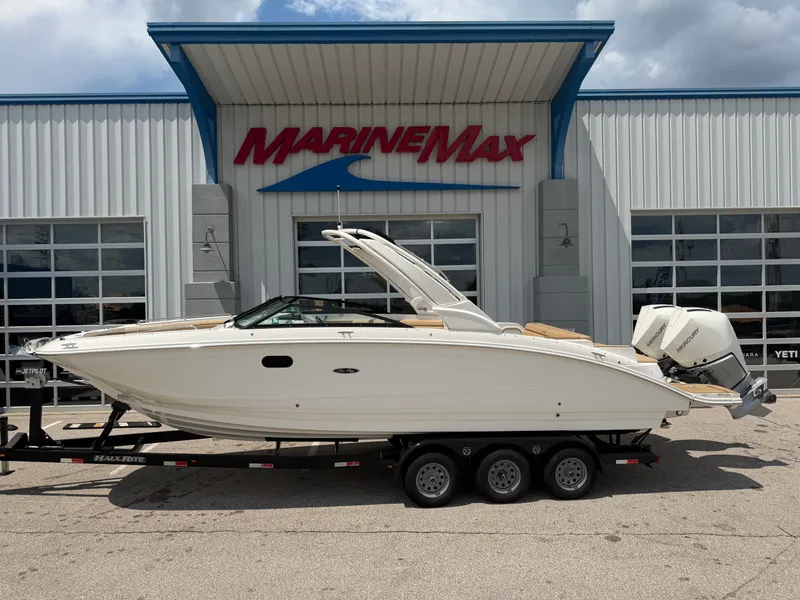 Slide: The Image of Sea Ray SDX 290 Outboard 2024 - 7