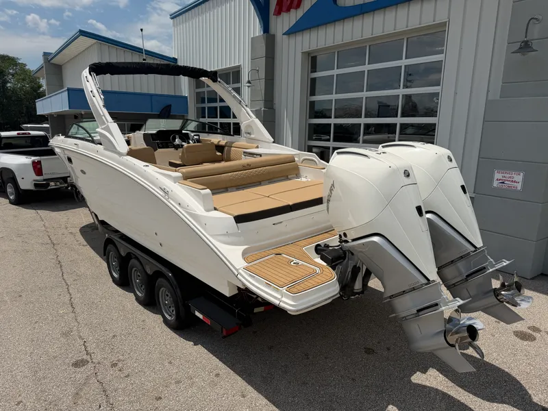 Slide: The Image of Sea Ray SDX 290 Outboard 2024 - 10