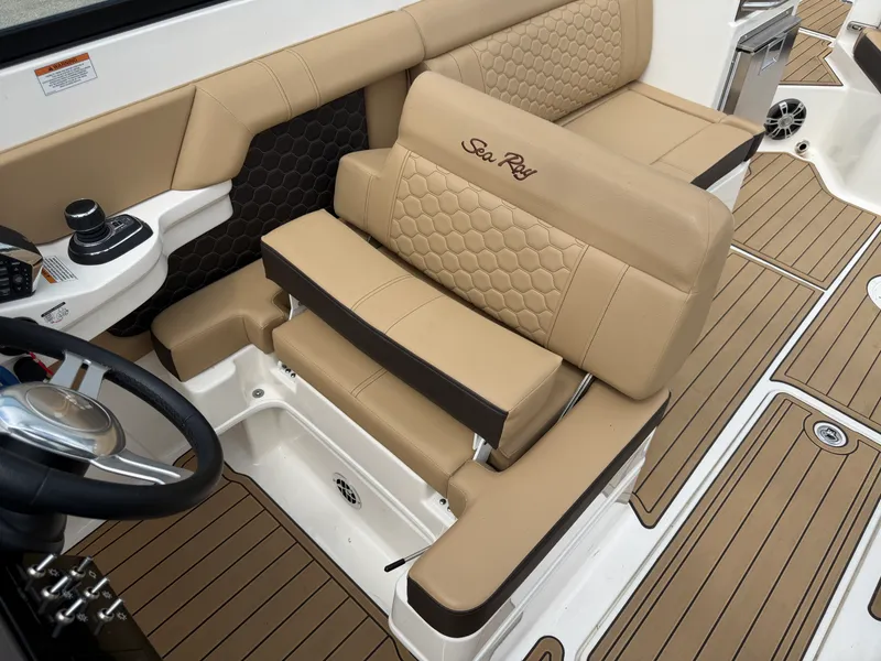 Slide: The Image of Sea Ray SDX 290 Outboard 2024 - 74