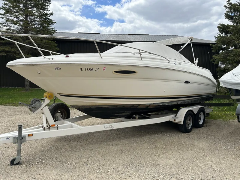 Slide: The Image of Sea Ray 225 WEEKENDER 2004 - 14