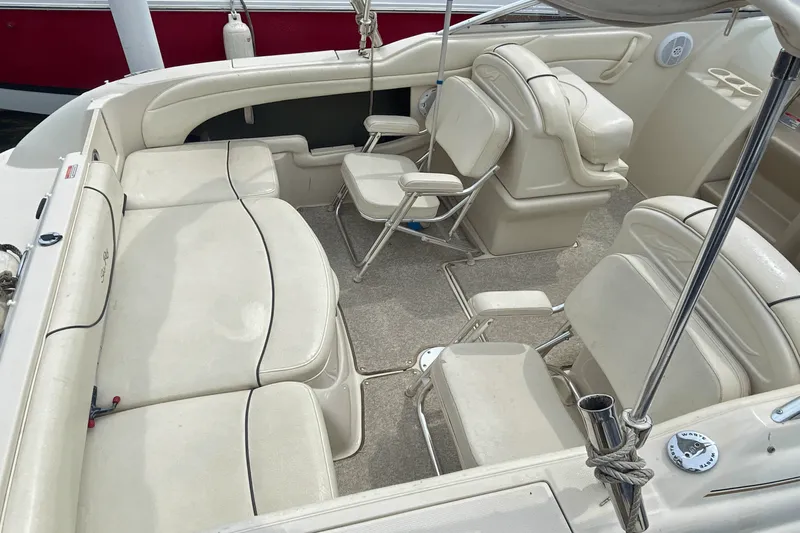 Slide: The Image of Sea Ray 225 WEEKENDER 2004 - 6