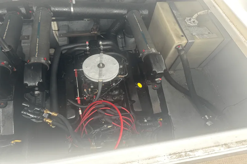 Slide: The Image of Sea Ray 330 SUNDANCER 1996 - 10