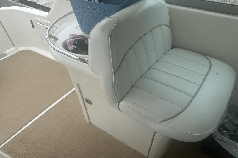 Slide: The Image of Sea Ray 330 SUNDANCER 1996 - 17