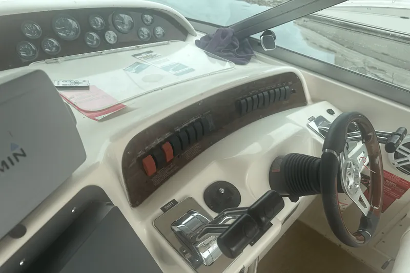 Slide: The Image of Sea Ray 330 SUNDANCER 1996 - 20