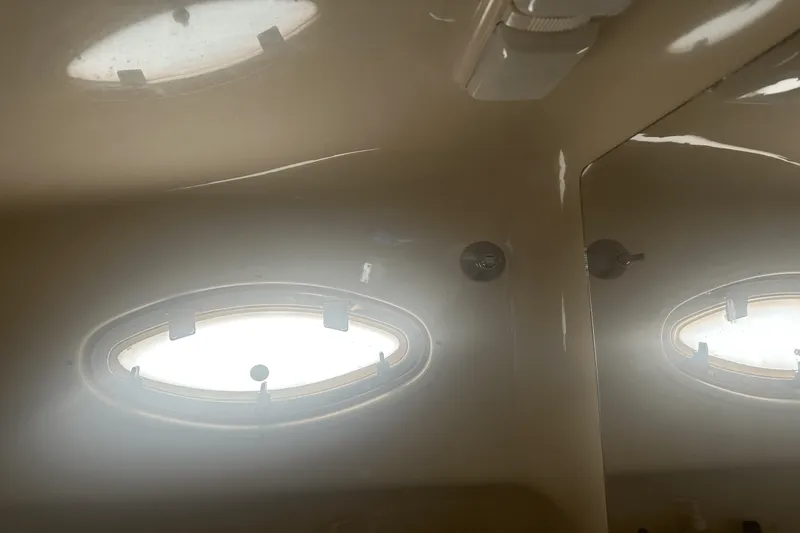 Slide: The Image of Sea Ray 330 SUNDANCER 1996 - 45