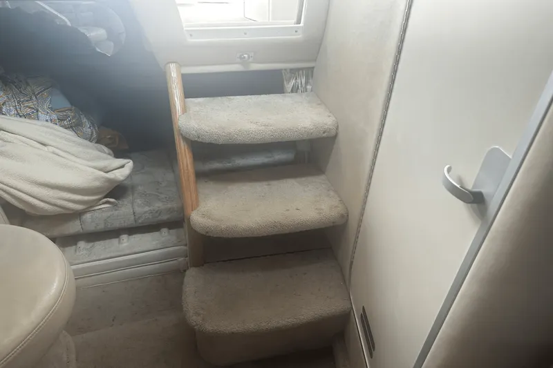 Slide: The Image of Sea Ray 330 SUNDANCER 1996 - 48