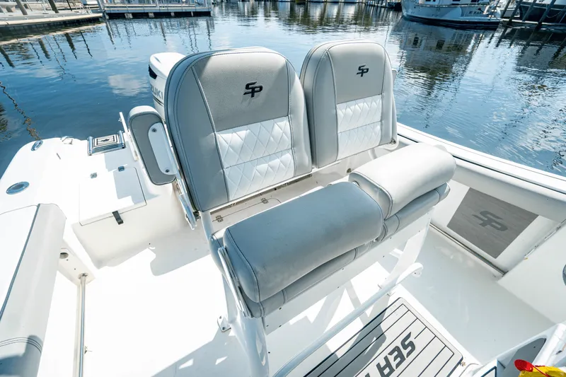 Slide: The Image of Sea Pro 239 CC 2018 - 26