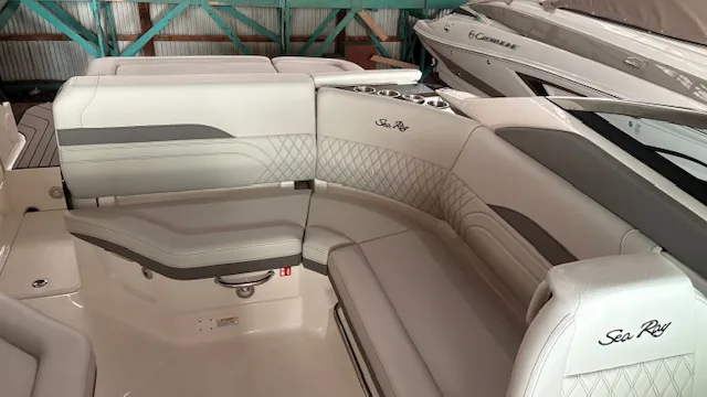 The Image of Sea Ray SLX 260 2025 - 0