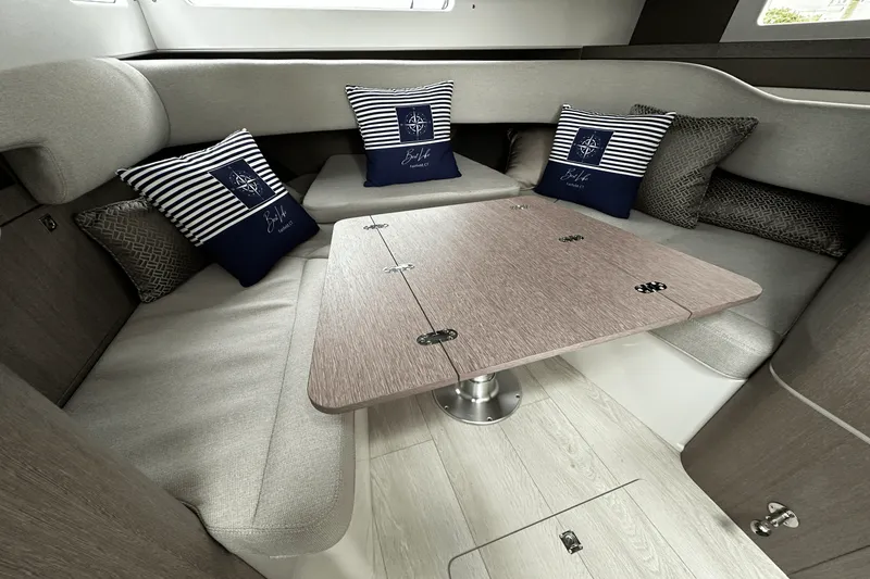 Slide: The Image of Galeon 375 GTO 2024 - 39