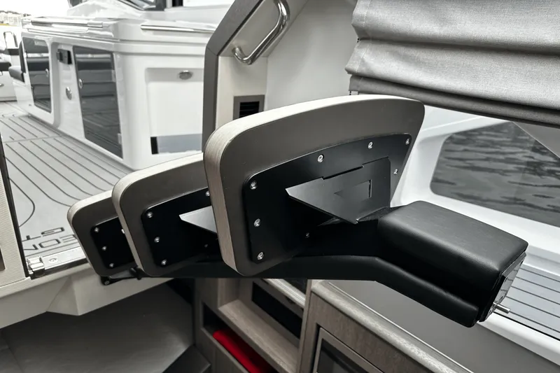 Slide: The Image of Galeon 375 GTO 2024 - 44