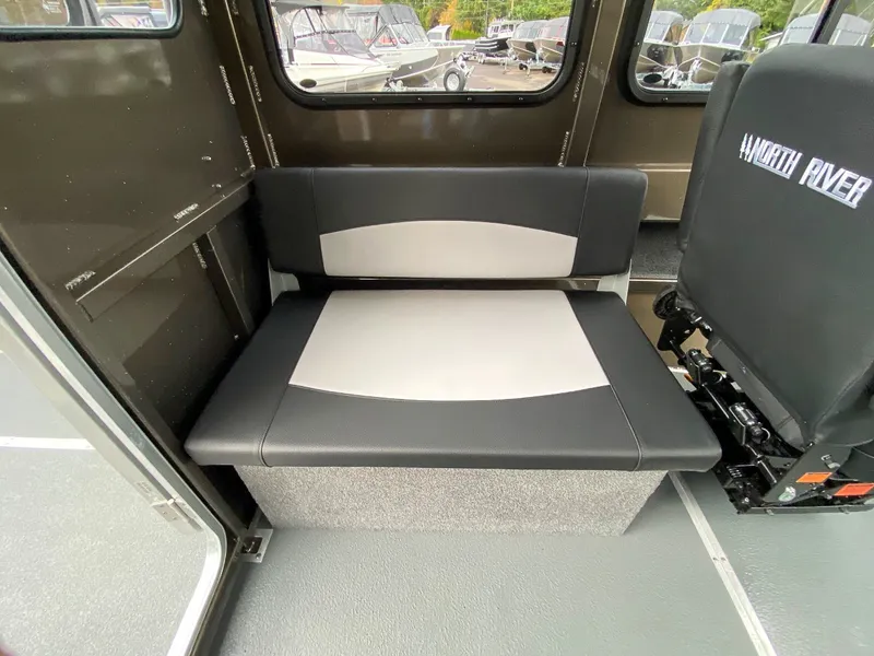 Slide: The Image of North River 23' Seahawk 2026 - 14