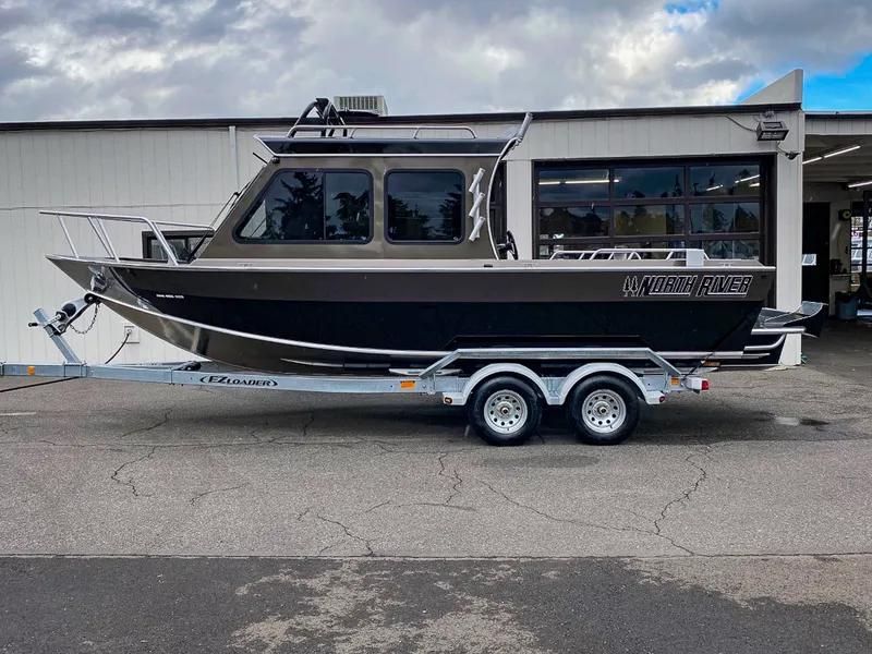 Slide: The Image of North River 23' Seahawk 2026 - 3