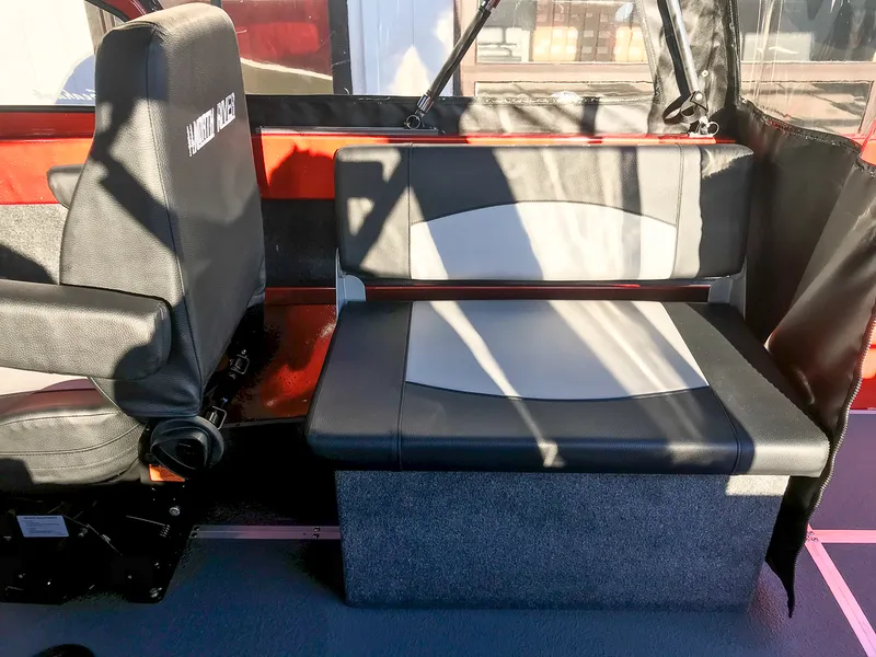 Slide: The Image of North River 21 Seahawk 2026 - 12