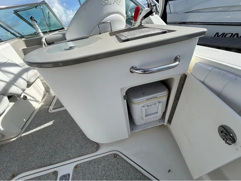 Slide: The Image of Sea Ray 270 Amberjack 2005 - 7