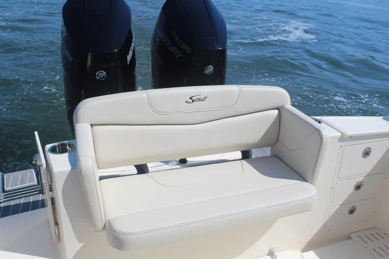 Slide: The Image of Scout 305 LXF 2026 - 15