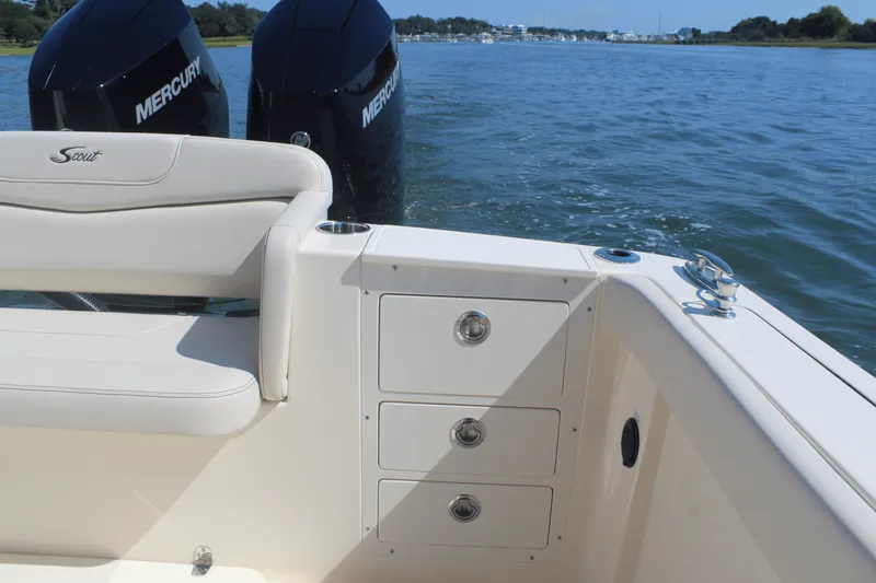 Slide: The Image of Scout 305 LXF 2026 - 18