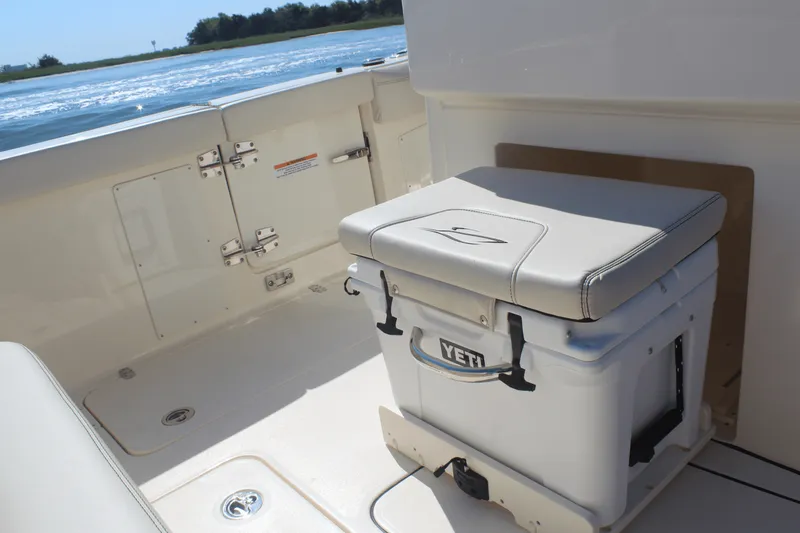 Slide: The Image of Scout 305 LXF 2026 - 23