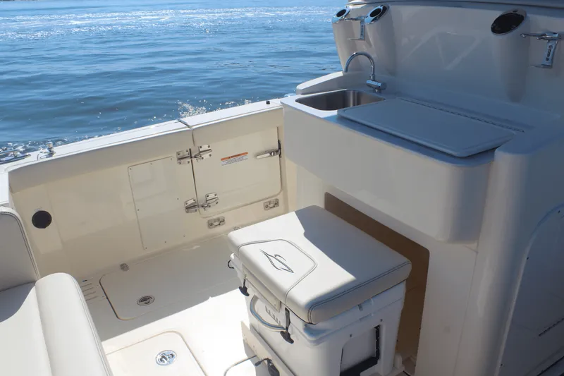 Slide: The Image of Scout 305 LXF 2026 - 24