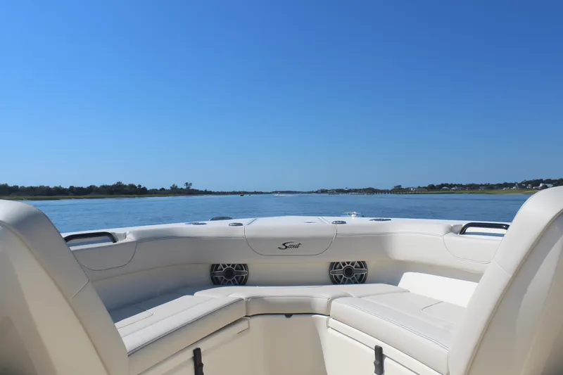 Slide: The Image of Scout 305 LXF 2026 - 48