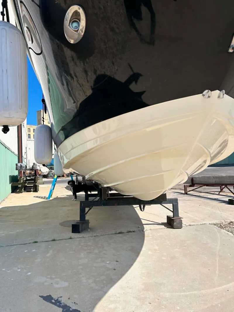 Slide: The Image of Sea Ray 270 SDX 2017 - 7