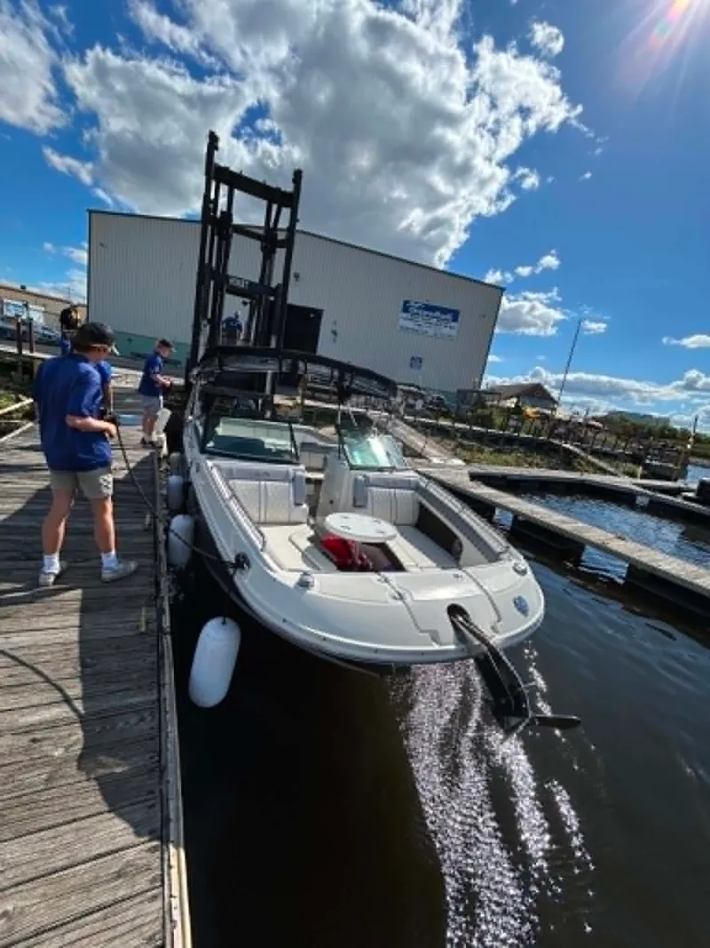 The Image of Sea Ray 270 SDX 2017 - 0