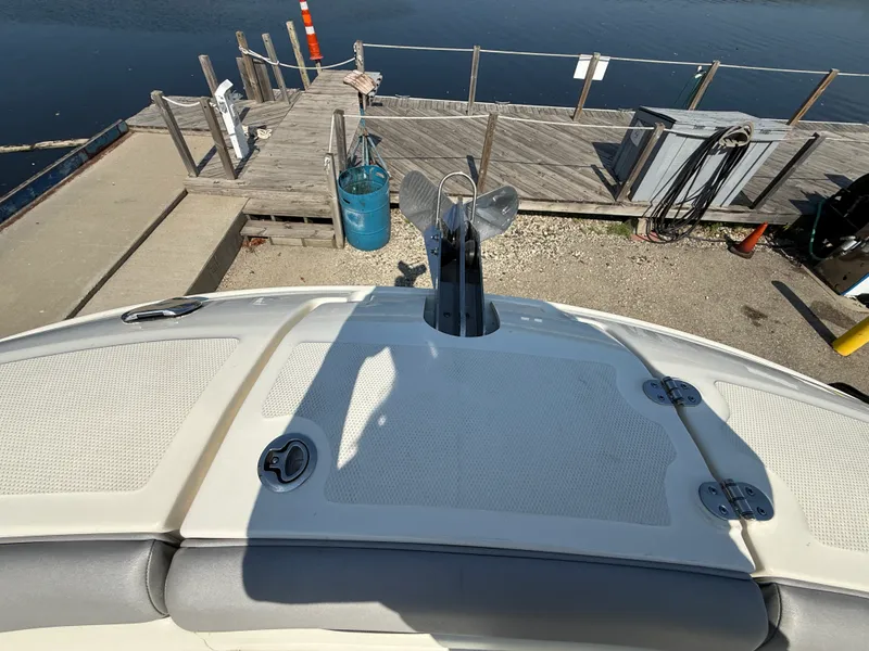 Slide: The Image of Sea Ray 270 SDX 2017 - 28
