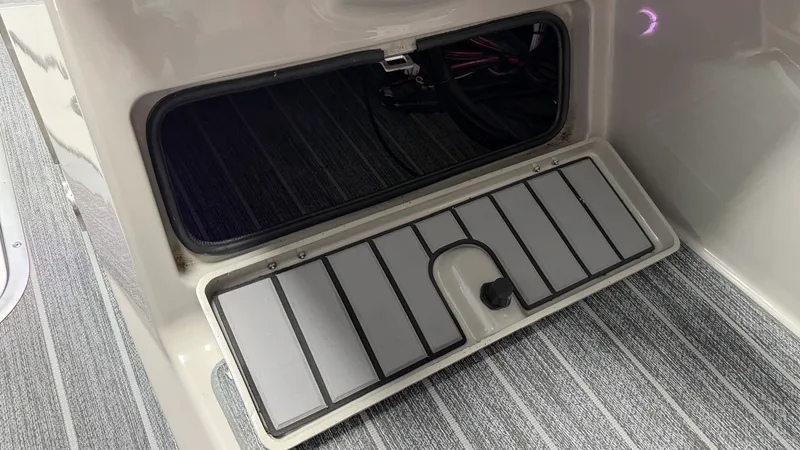 Slide: The Image of Premier 250 Solaris Sport 2024 - 67