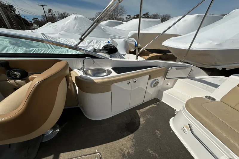 Slide: The Image of Sea Ray 260 SUNDECK 2014 - 10