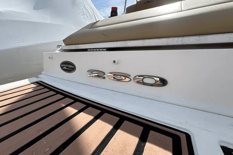 Slide: The Image of Sea Ray 260 SUNDECK 2014 - 4