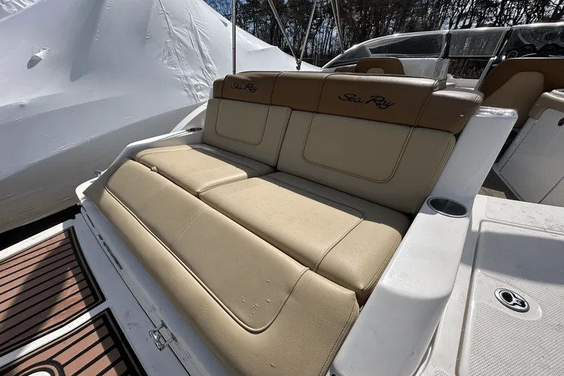 Slide: The Image of Sea Ray 260 SUNDECK 2014 - 5