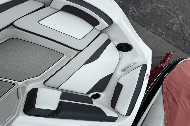 Slide: The Image of Yamaha 195 SX 2024 - 10