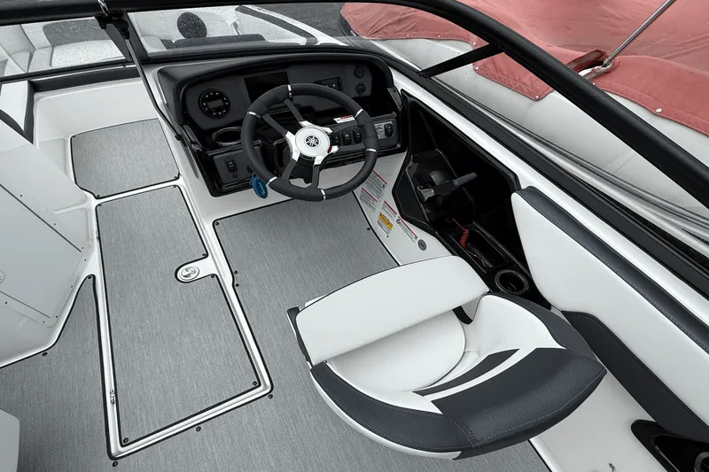 Slide: The Image of Yamaha 195 SX 2024 - 24