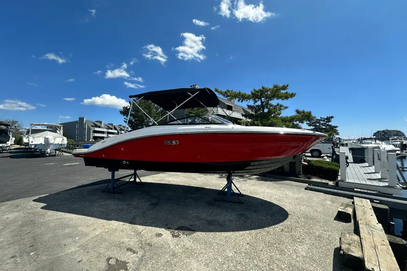 Slide: The Image of Sea Ray SPX 210 2025 - 0
