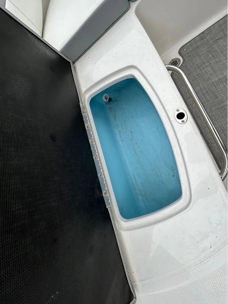 Slide: The Image of Chaparral 23 SSi OB 2022 - 5