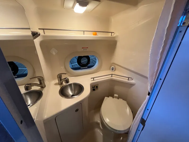 Slide: The Image of Sea Ray 280 SUNDANCER 2014 - 30