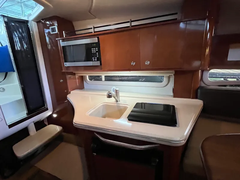 Slide: The Image of Sea Ray 280 SUNDANCER 2014 - 25