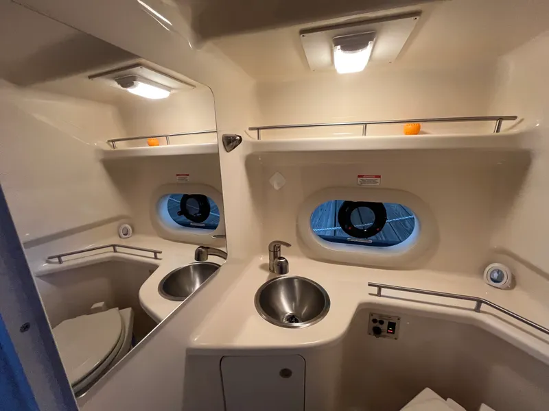 Slide: The Image of Sea Ray 280 SUNDANCER 2014 - 31