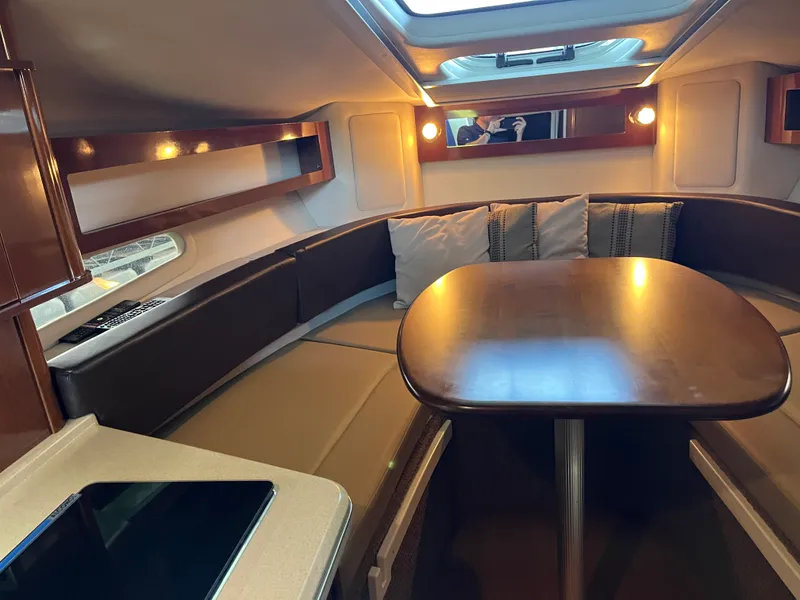 Slide: The Image of Sea Ray 280 SUNDANCER 2014 - 23