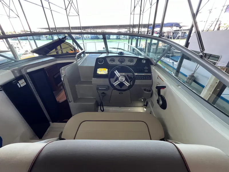 Slide: The Image of Sea Ray 280 SUNDANCER 2014 - 12