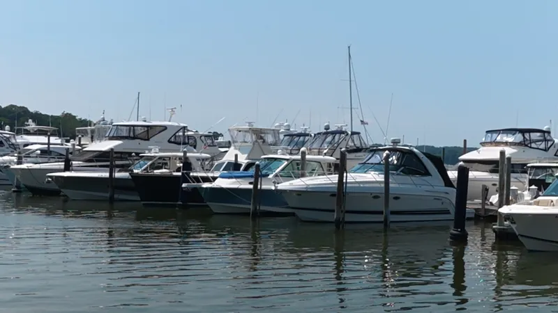 Slide: The Image of Boston Whaler 345 CONQUEST 2018 - 2