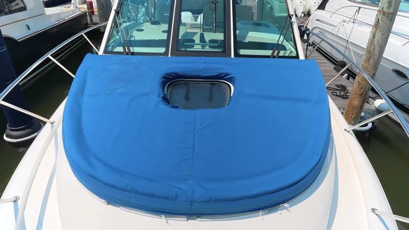 Slide: The Image of Boston Whaler 345 CONQUEST 2018 - 11